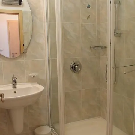 Marco Shipping Apartment