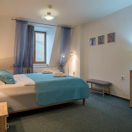 Apartamento Marco Shipping *