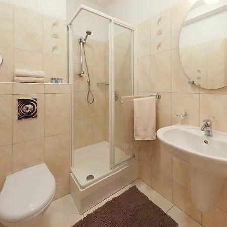 Apartment Marco Shipping *