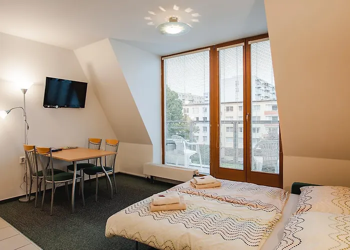 Marco Shipping Apartment